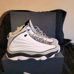 Jordan Pro Strong Basketbalk Sneakers